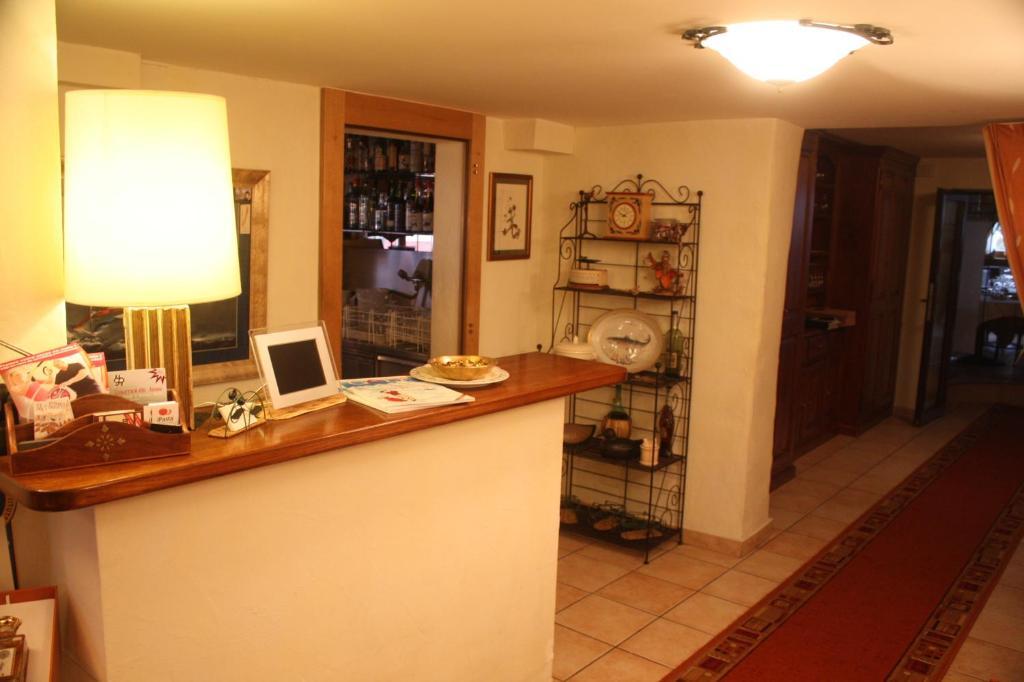 Auberge Communale Bogis Bossey Kültér fotó